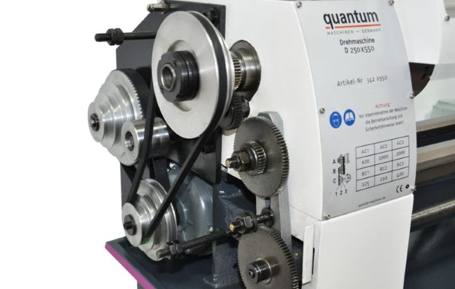 Приводной механизм настольного токарного станка D250x550 CNC