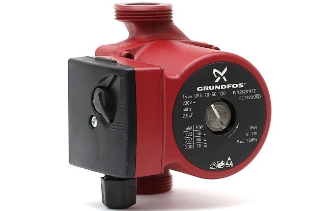 Насос Grundfos с пропускной способностью 3.3 куб. м/час